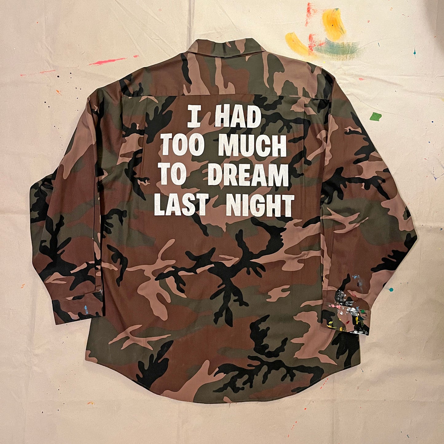 VINTAGE CAMO WINCHESTER - BUTTON DOWN SHIRT - XL