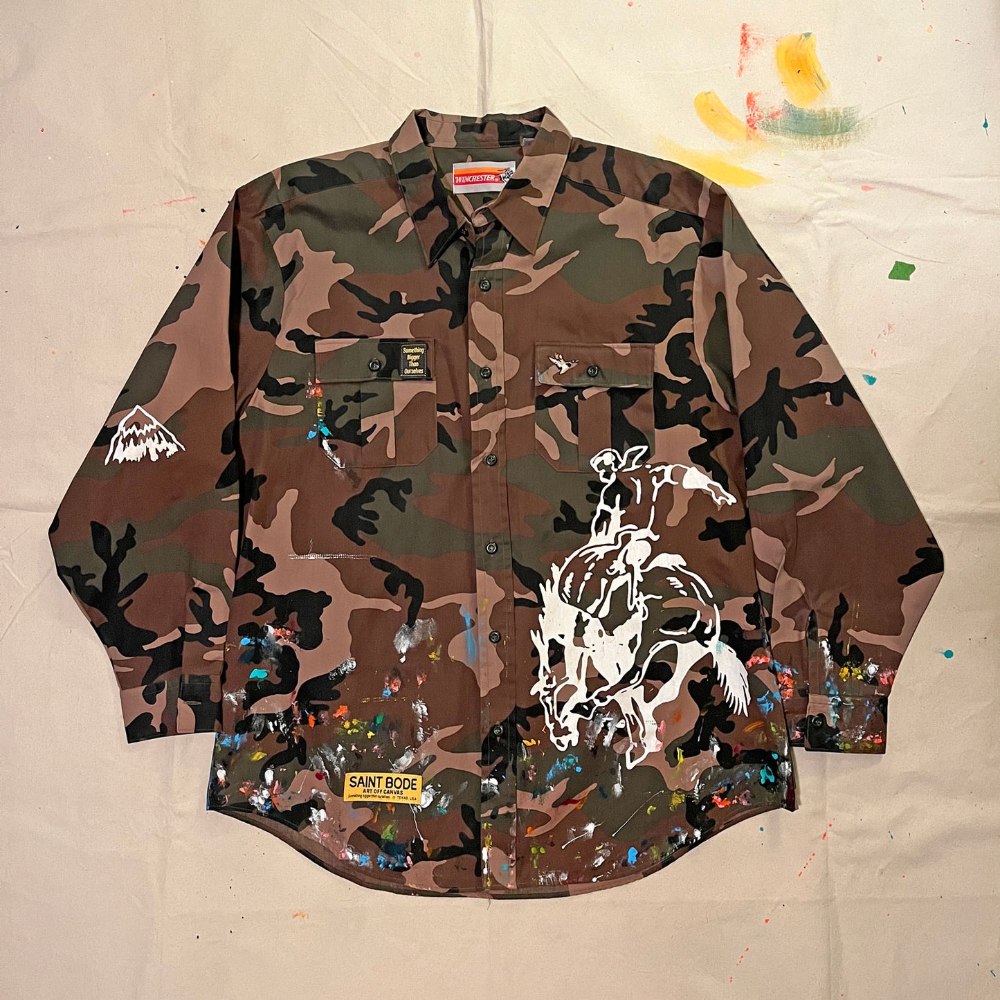 VINTAGE CAMO WINCHESTER - BUTTON DOWN SHIRT - XL